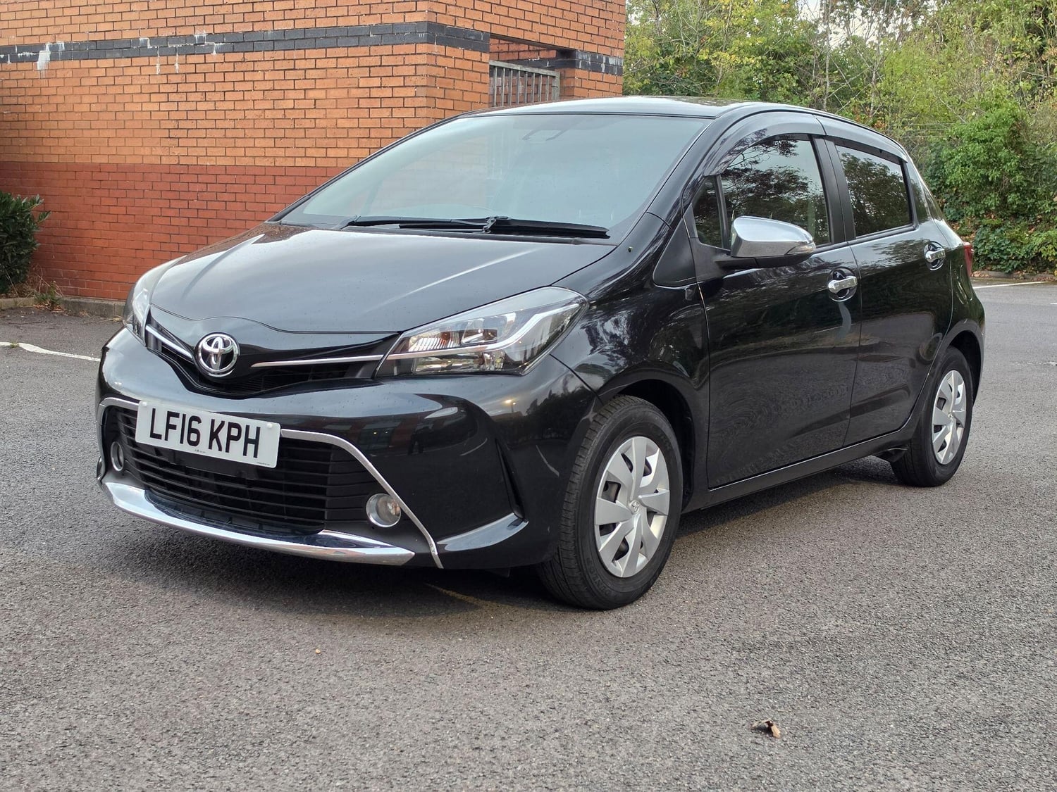 Toyota Yaris Ashford
