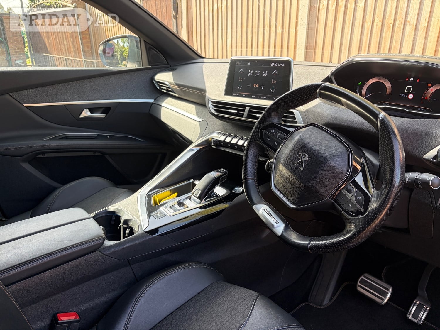 Peugeot 3008 2018 - Cars in St. Albans