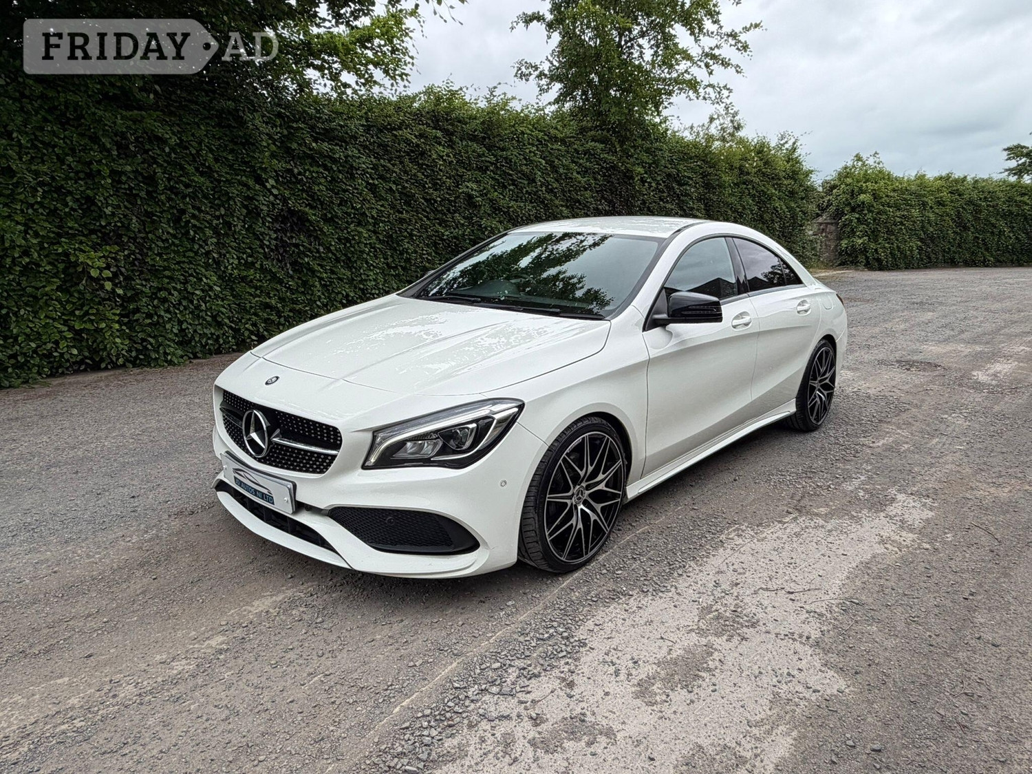 [ berth ]Mercedes-Benz CLA Class