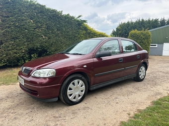 Vauxhall Astra 2004