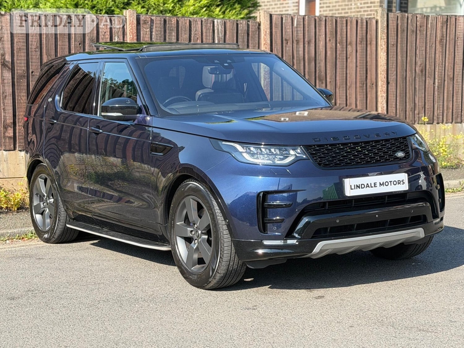 Land Rover Discovery Oldham