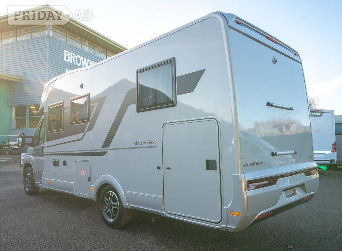 [4 berth ]Adria Matrix Supreme 670 SC 180BHP Auto Fiat 180