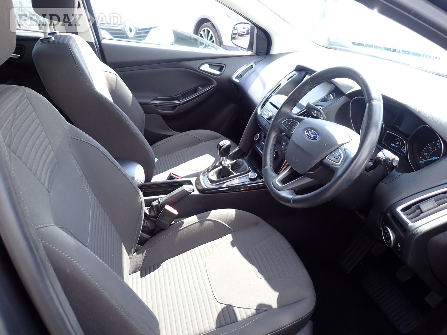 [ berth ]Ford Focus