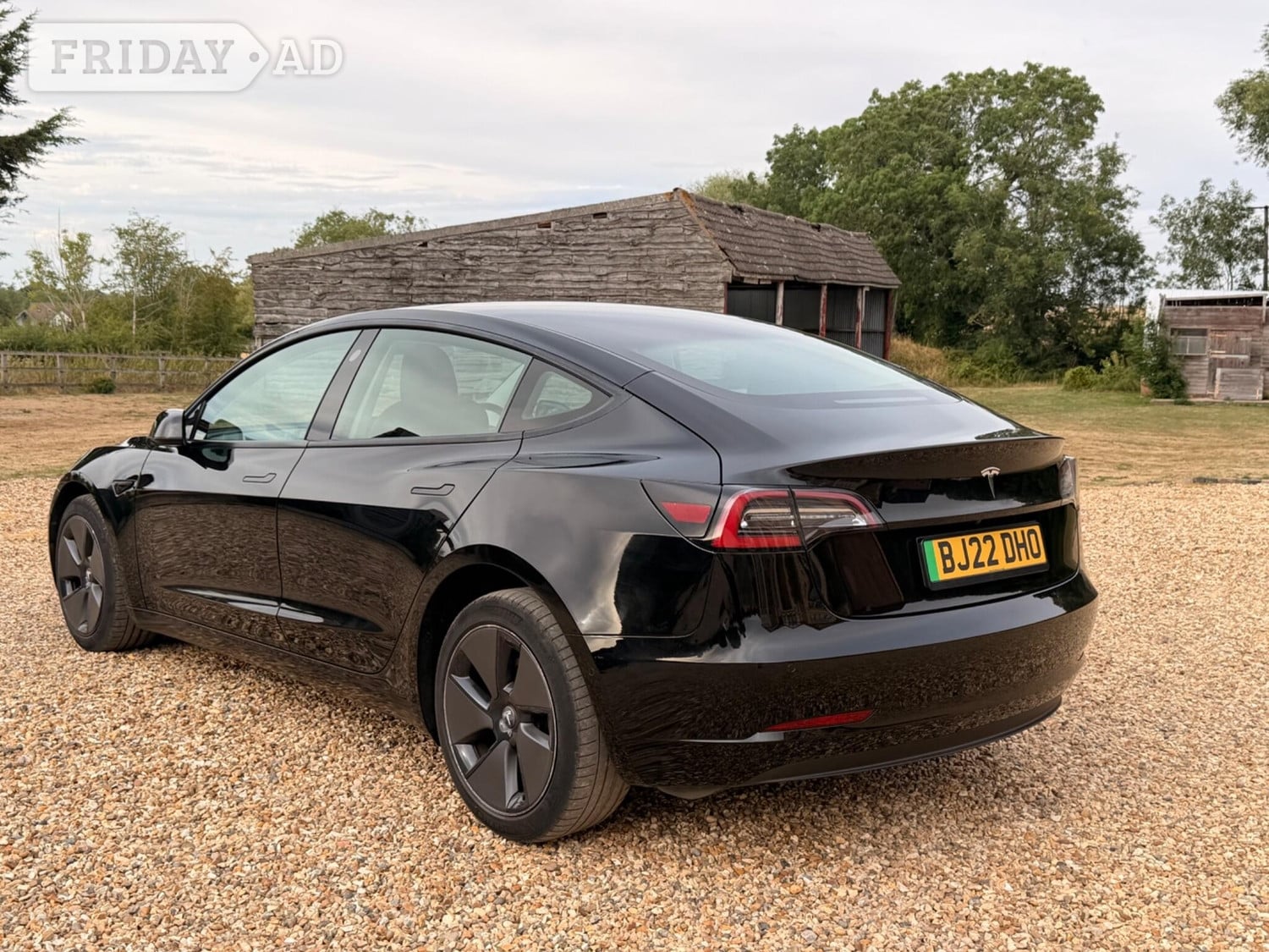 [ berth ]Tesla Model 3