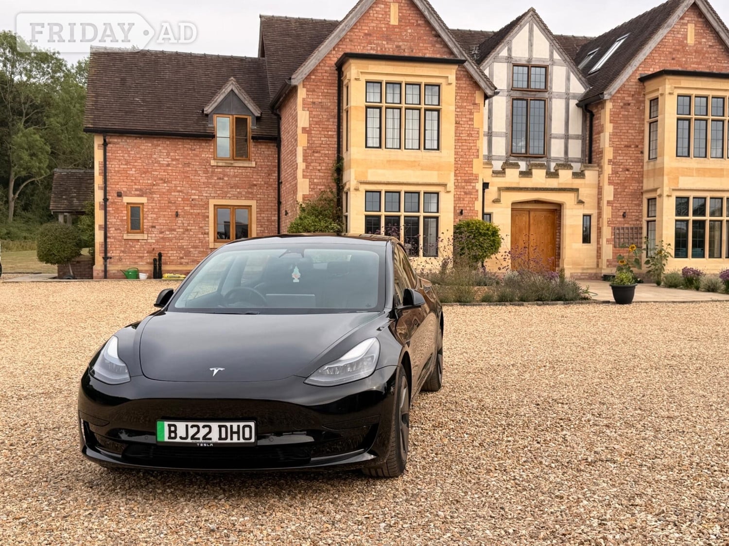 Tesla Model 3 2022 - Cars