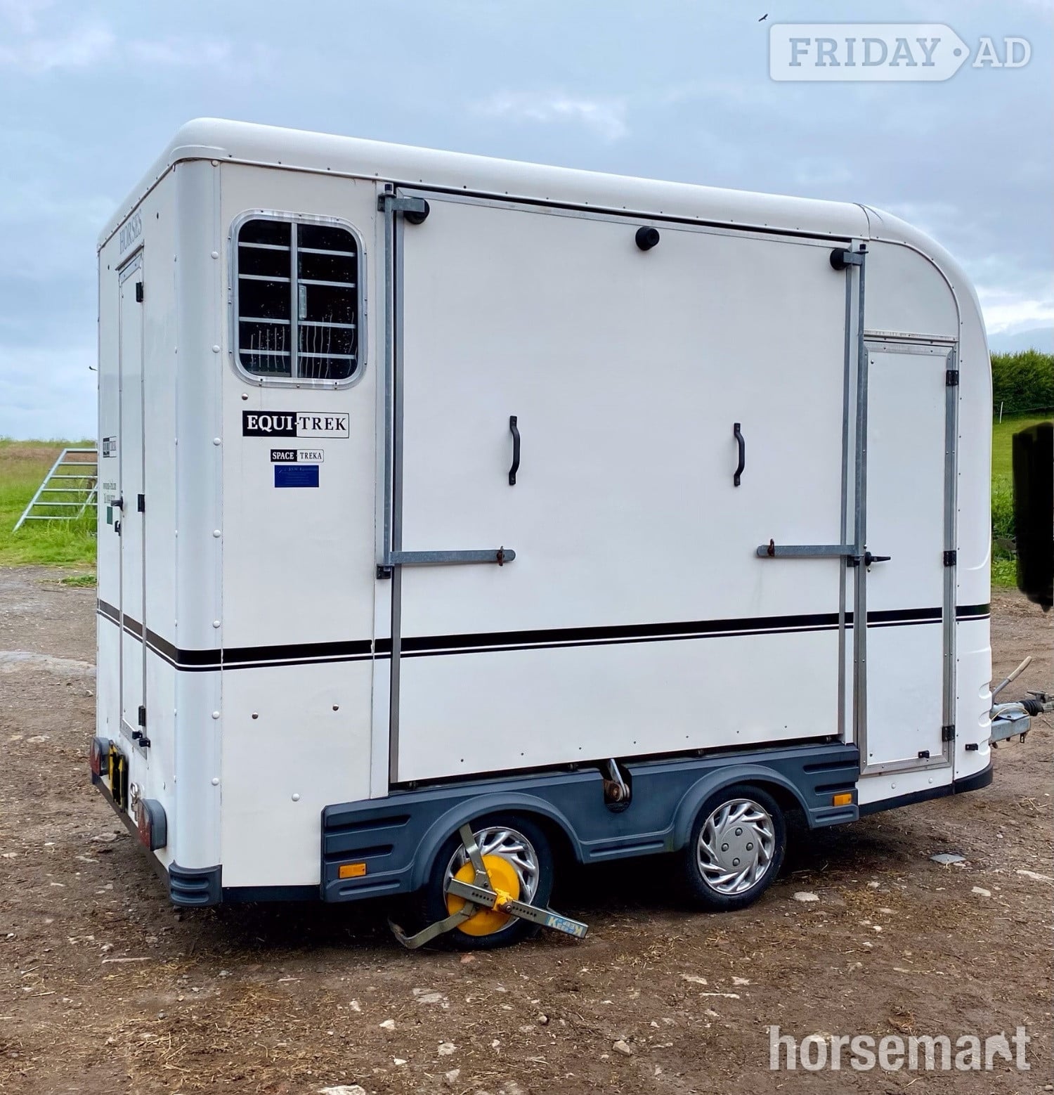 Equi-Trek Day-Treka  Horse Trailer in Leeds
