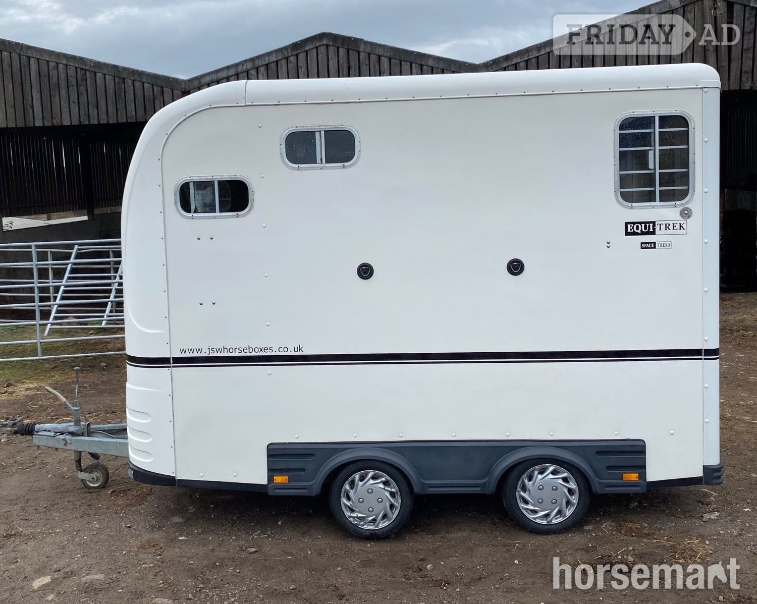 Equi-Trek Day-Treka  Horse Trailer - Trailers & Horseboxes in Leeds