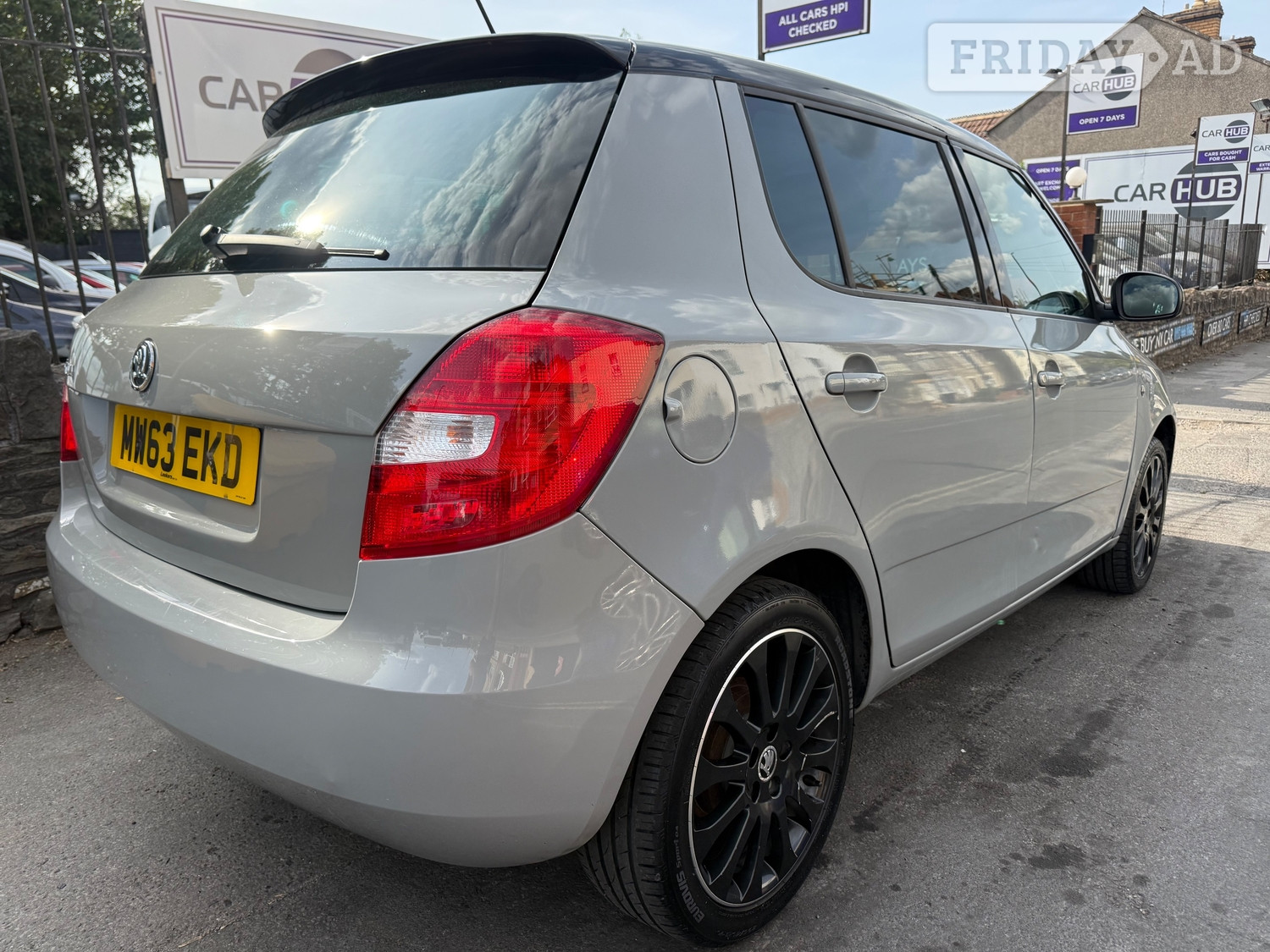 Skoda Fabia 2013 - Cars