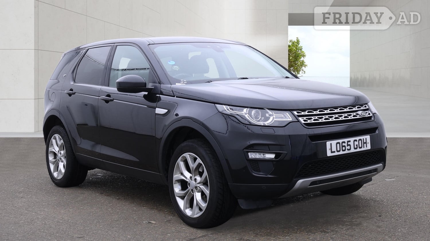 Land Rover Discovery Sport 2015 in Hillingdon