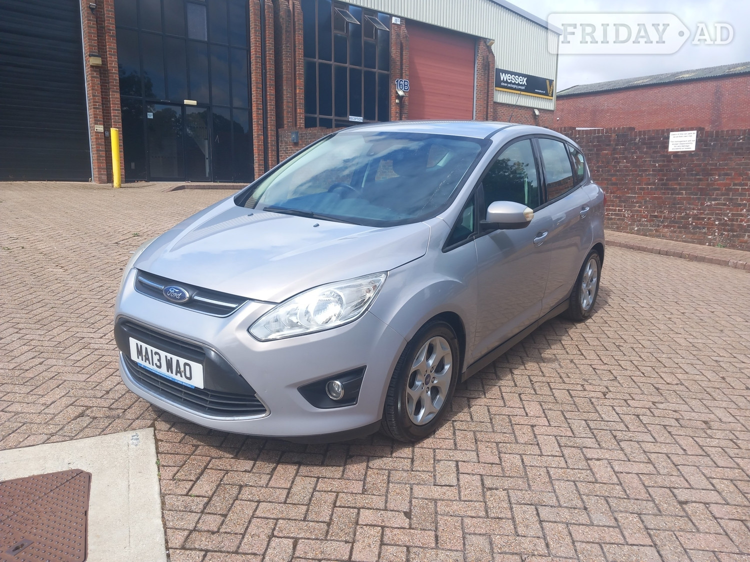 [ berth ]Ford C-MAX