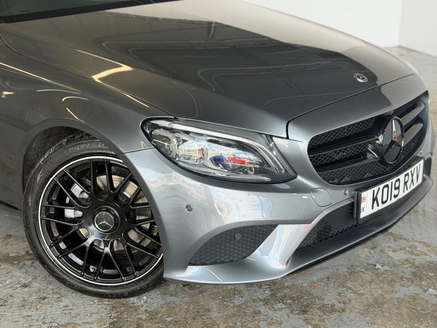 [ berth ]Mercedes-Benz C Class