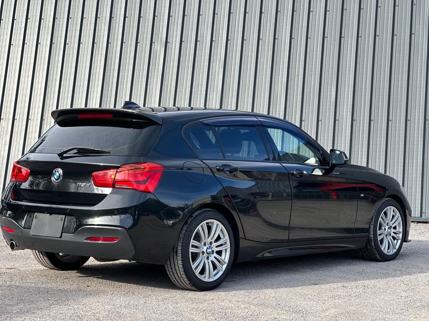 BMW 1 Series 2017 - Cars in Farnham