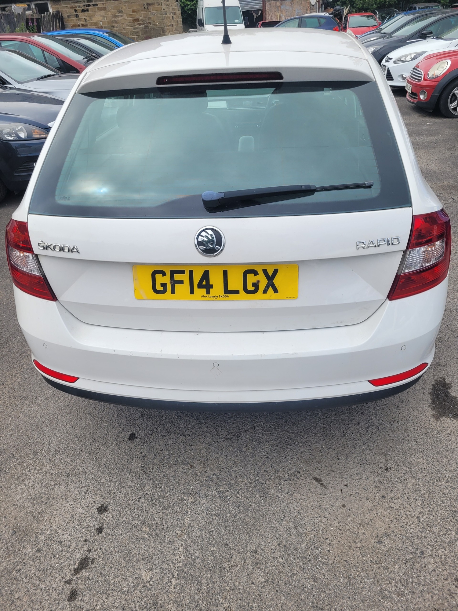 Skoda Rapid Spaceback 2014 - Cars
