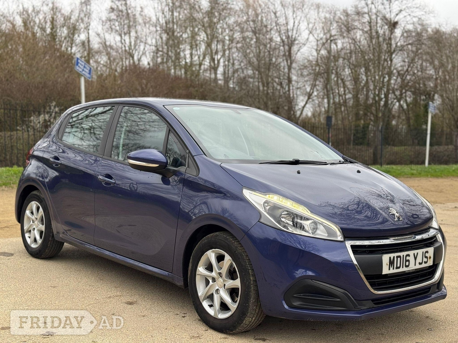 Peugeot 208 2016 in Hillingdon