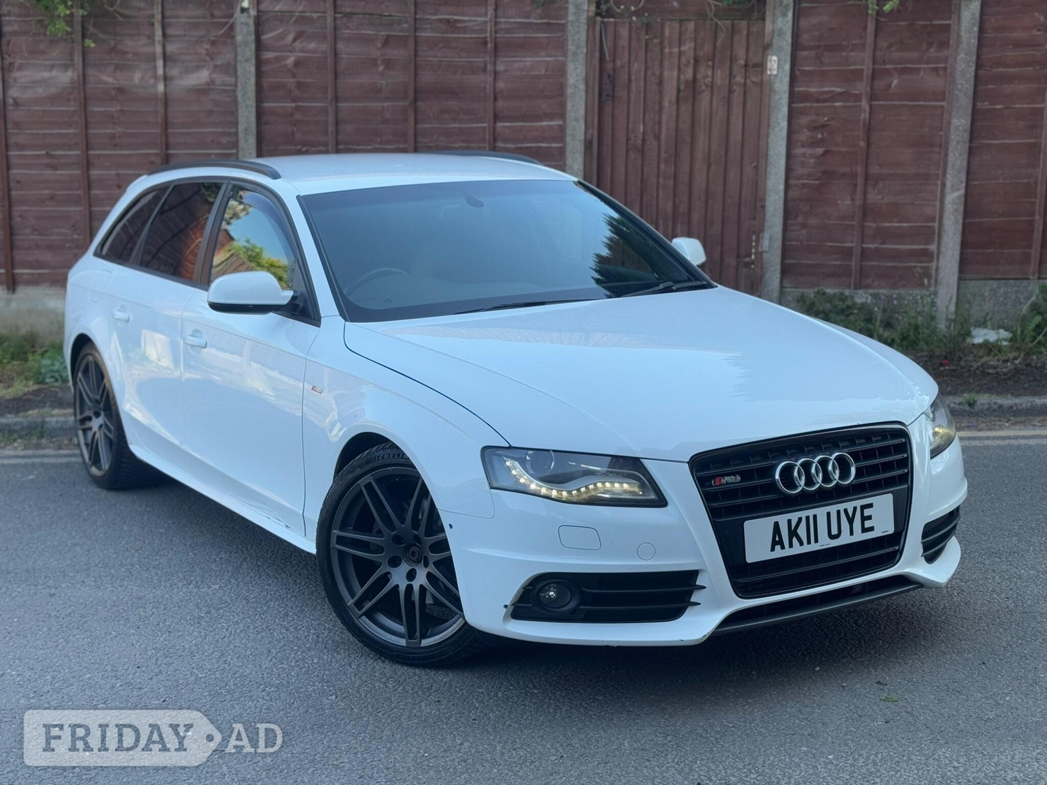 Audi A4 Avant 2011 in Manchester