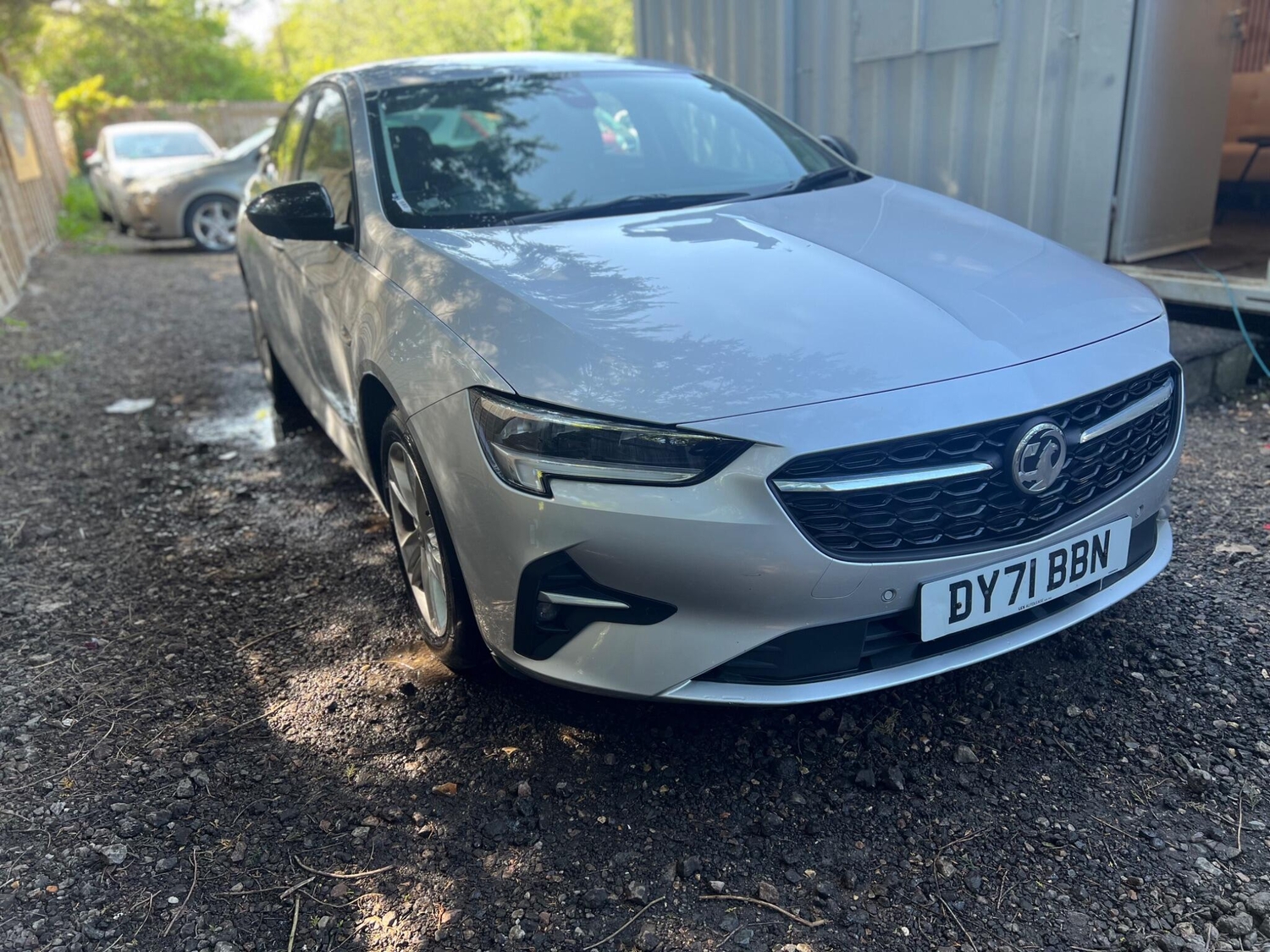 [ berth ]Vauxhall Insignia