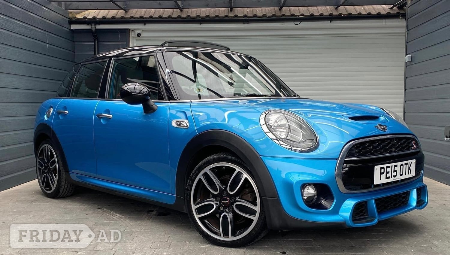 Mini Hatch 2015 in High Wycombe