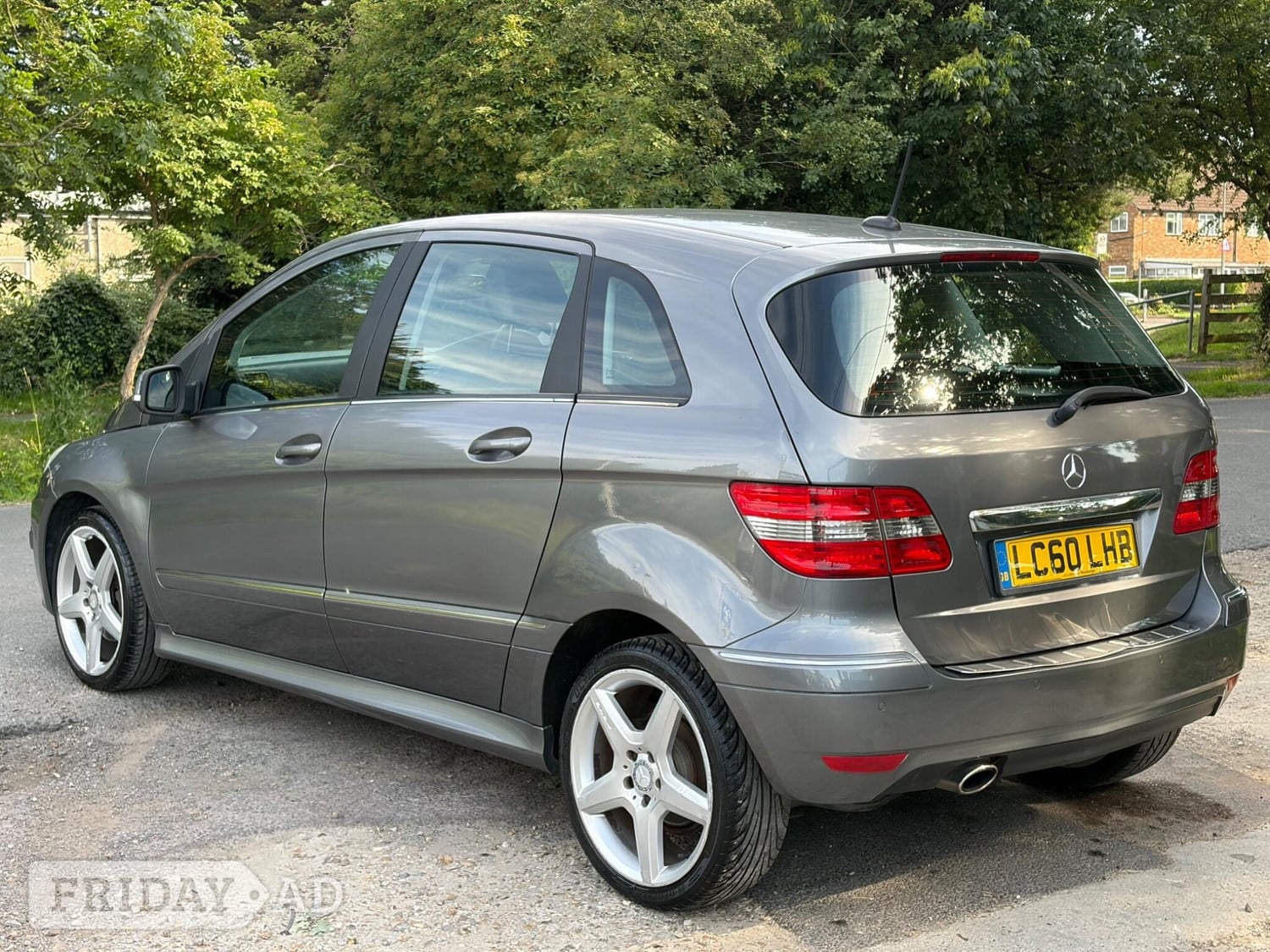 Mercedes-Benz B Class 2010 - Cars in Hayes