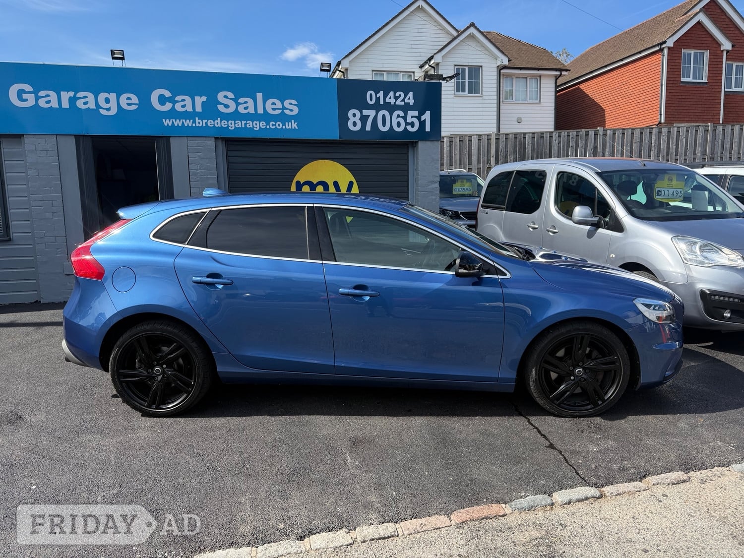 [ berth ]Volvo V40