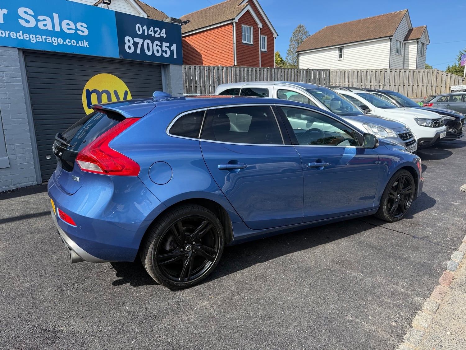 Volvo V40 2018 - Cars in Rye