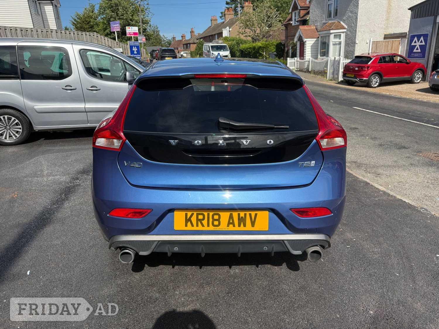 Volvo V40 2018 - Cars