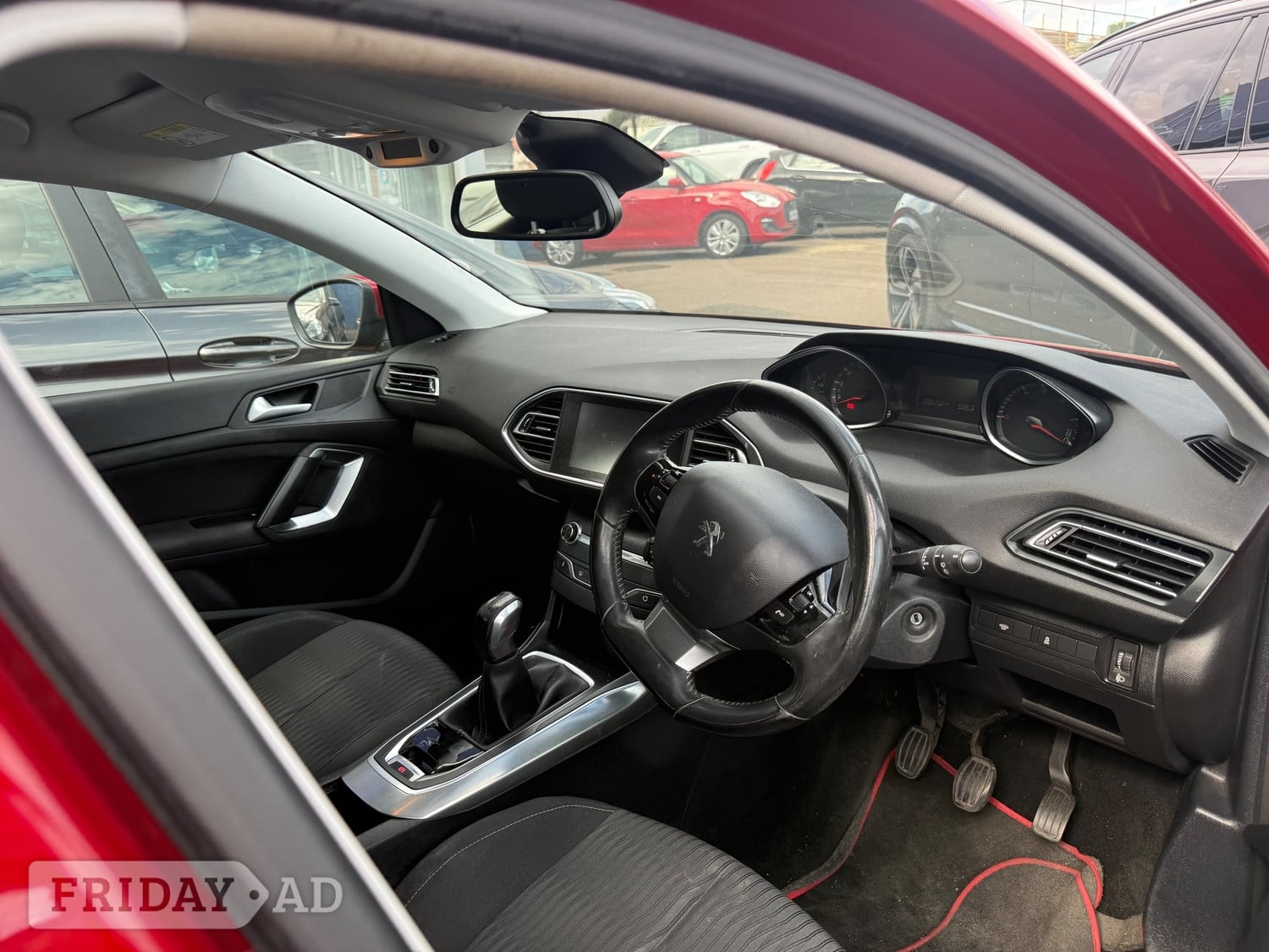 [ berth ]Peugeot 308 SW