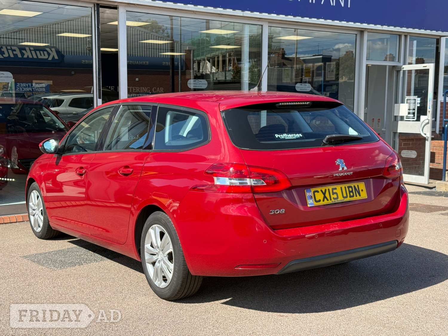 Peugeot 308 SW 2015 - Cars in Kettering