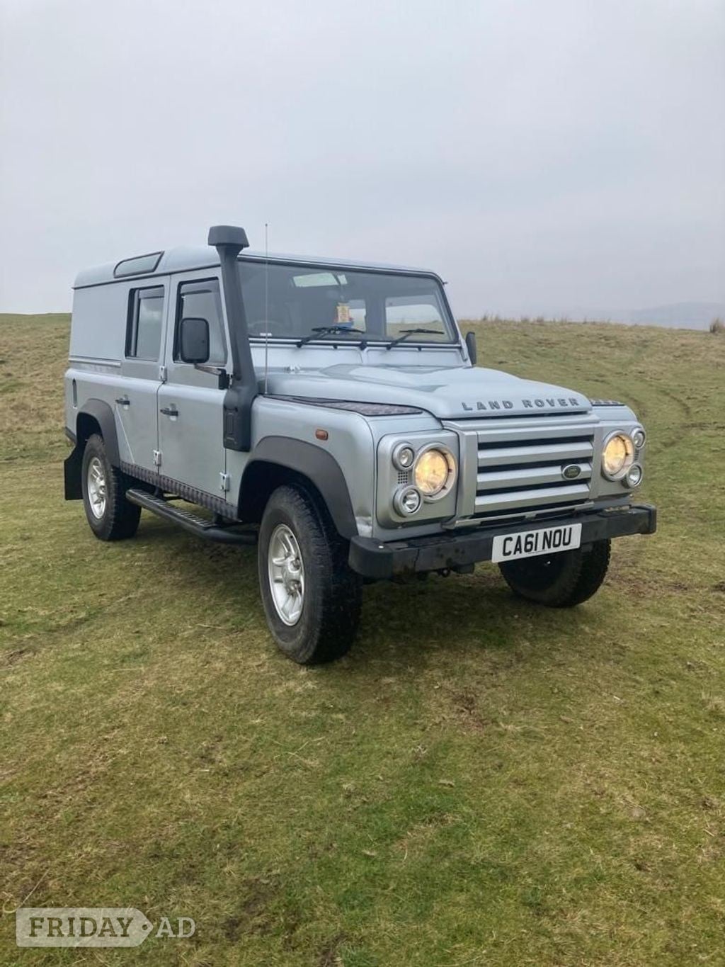 [ berth ]Land Rover Defender 110