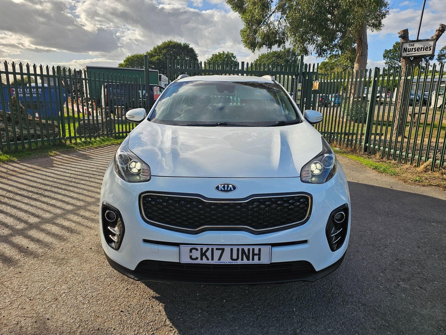 Kia Sportage Reading