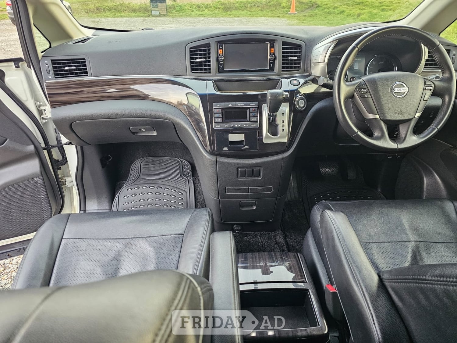 Nissan Elgrand 2025 - Cars in Coventry