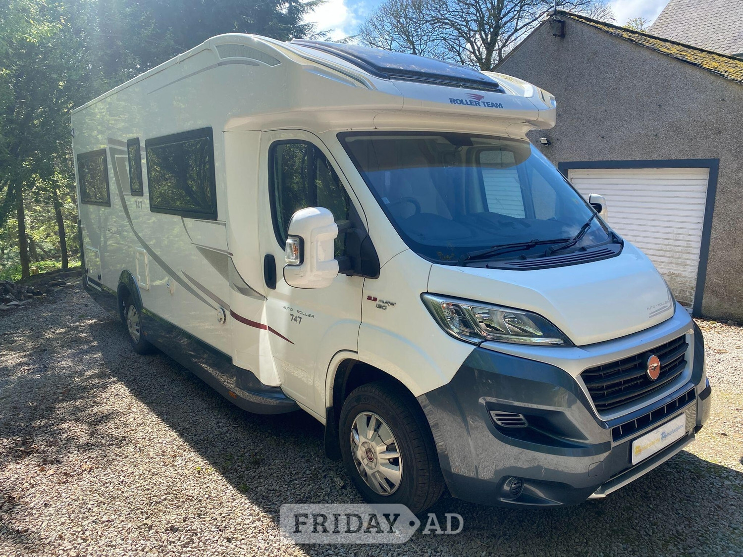 Roller Team Auto-Roller 747 2017 for sale - Motorhomes & Caravans in Aberdeen