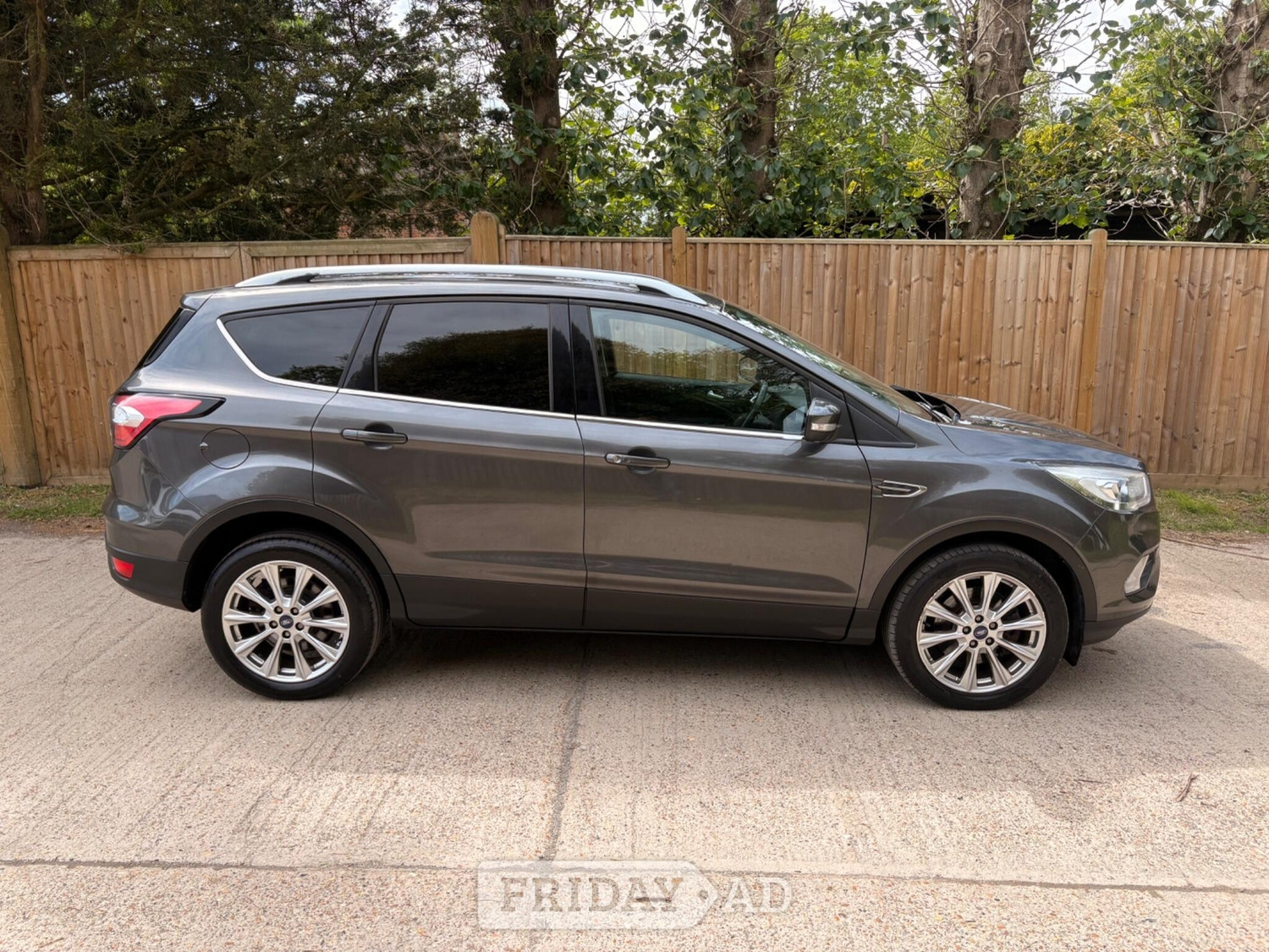 Ford Kuga 2019 - Cars