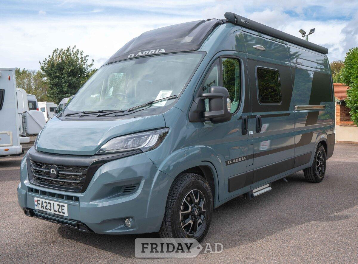 Adria Twin Supreme 600 SPB 2023 for sale - Motorhomes & Caravans in Newark