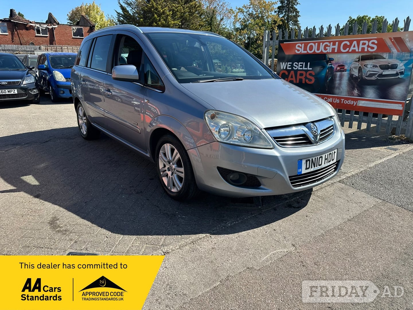 Vauxhall Zafira 2010 in Slough