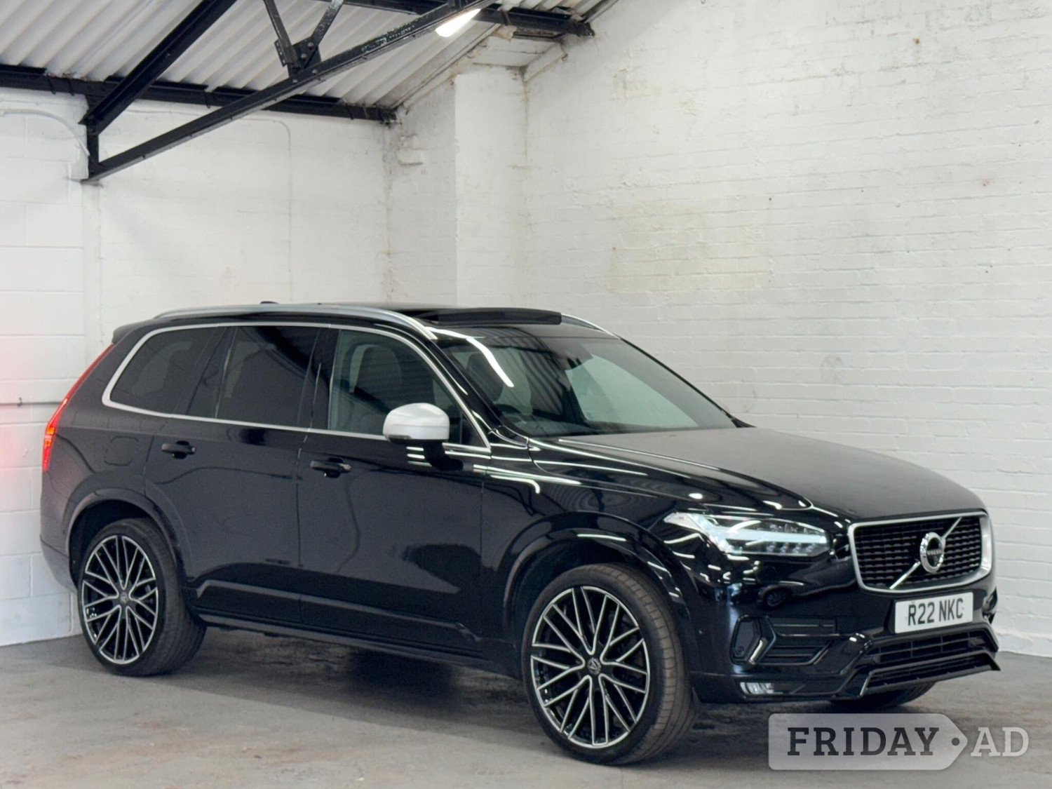 Volvo XC90 2019 - Cars in Birmingham