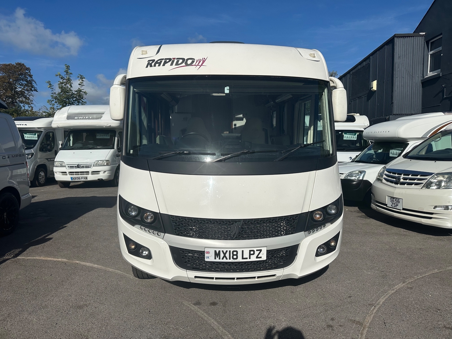 [ berth ]Rapido 8096dF