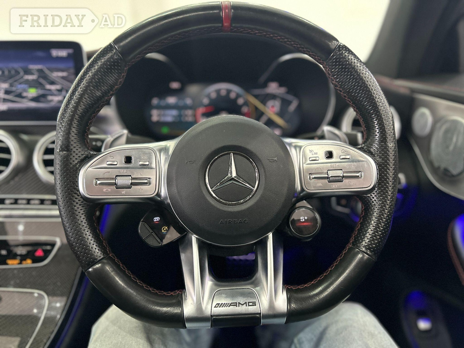 [ berth ]Mercedes-Benz C Class