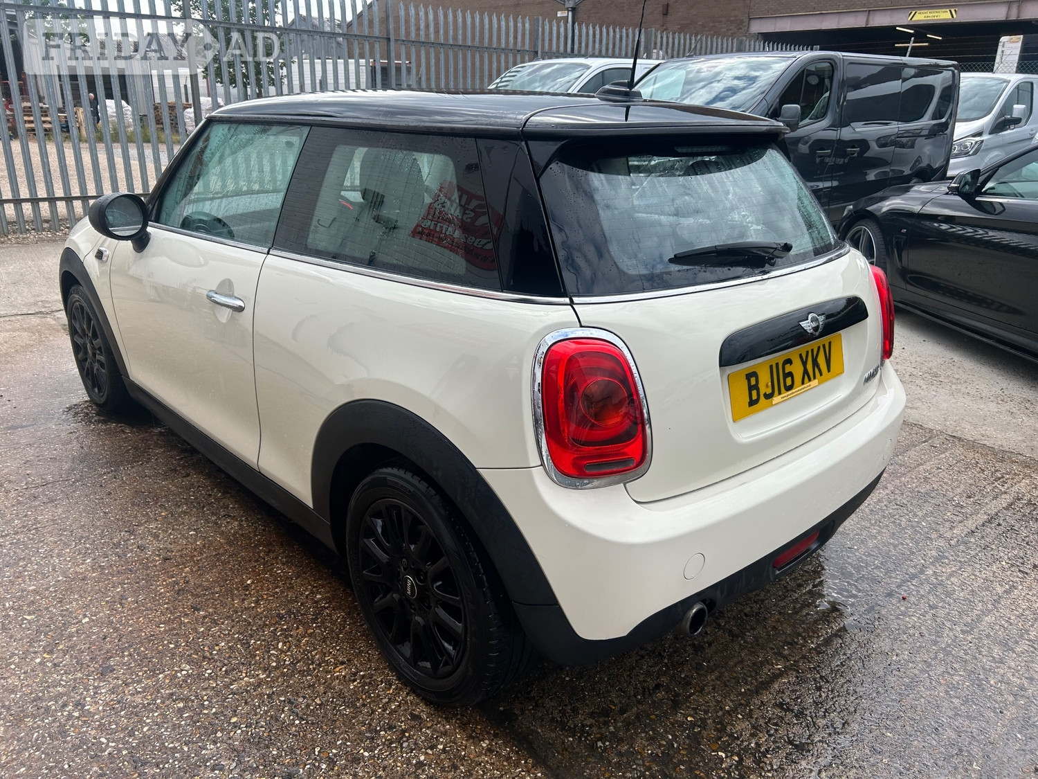 [ berth ]Mini Hatch