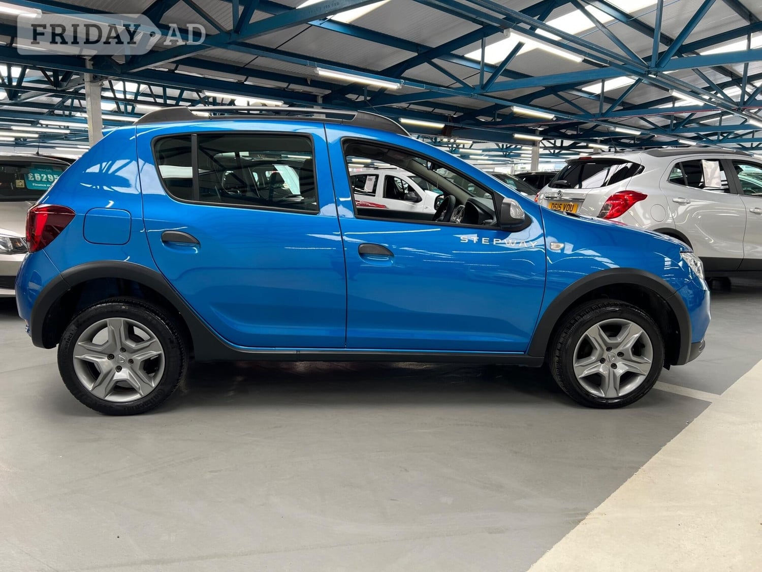Dacia Sandero Stepway 2020 - Cars