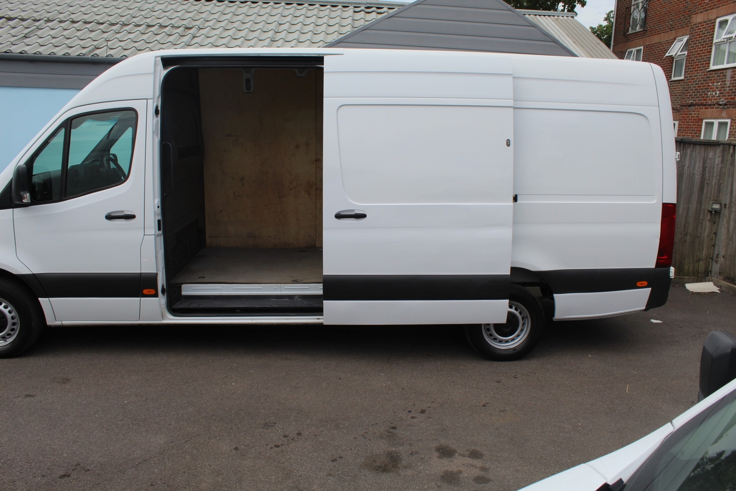 Mercedes-Benz Sprinter 2021 - Vans & Commercial Vehicles in Southampton
