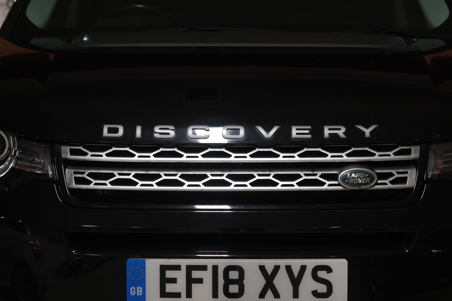 [ berth ]Land Rover Discovery Sport