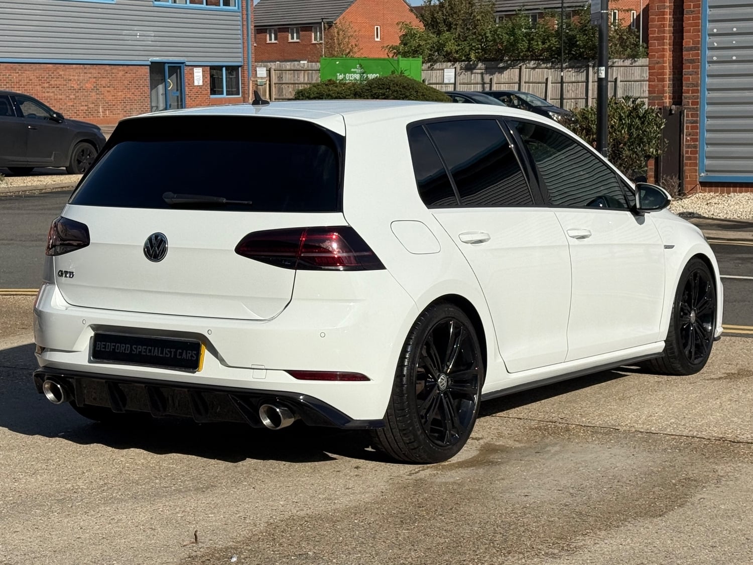 Volkswagen Golf 2018 - Cars in Bedford