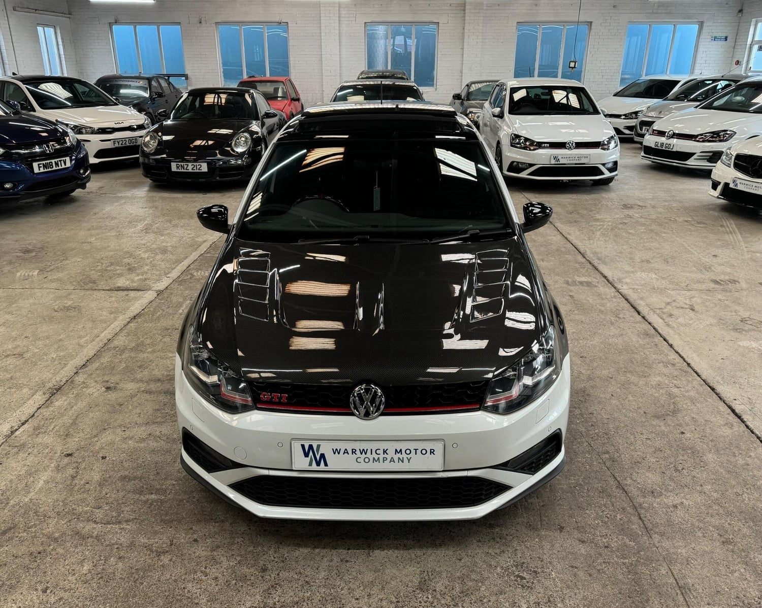 Volkswagen Polo 2016 - Cars in Warwick
