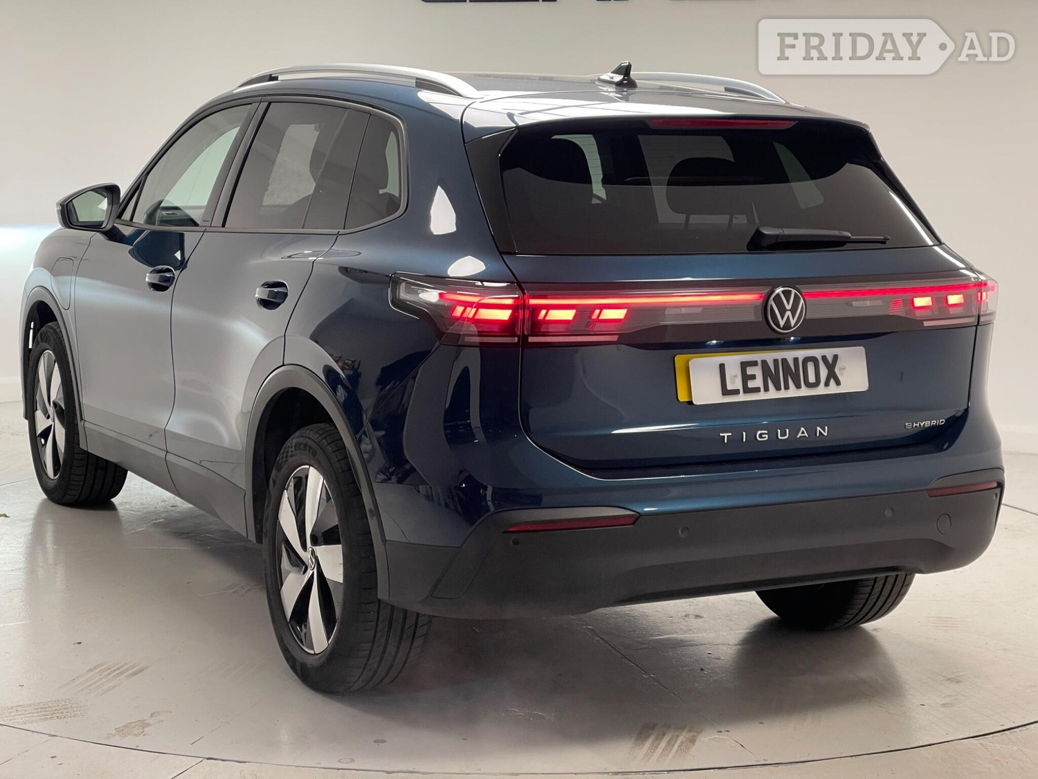 Volkswagen Tiguan 2024 - Cars in Brent