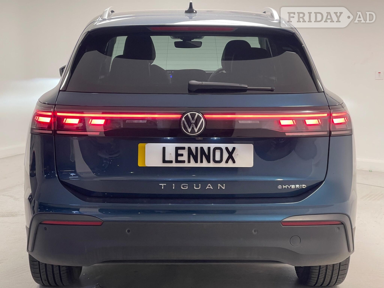 Volkswagen Tiguan 2024 - Cars