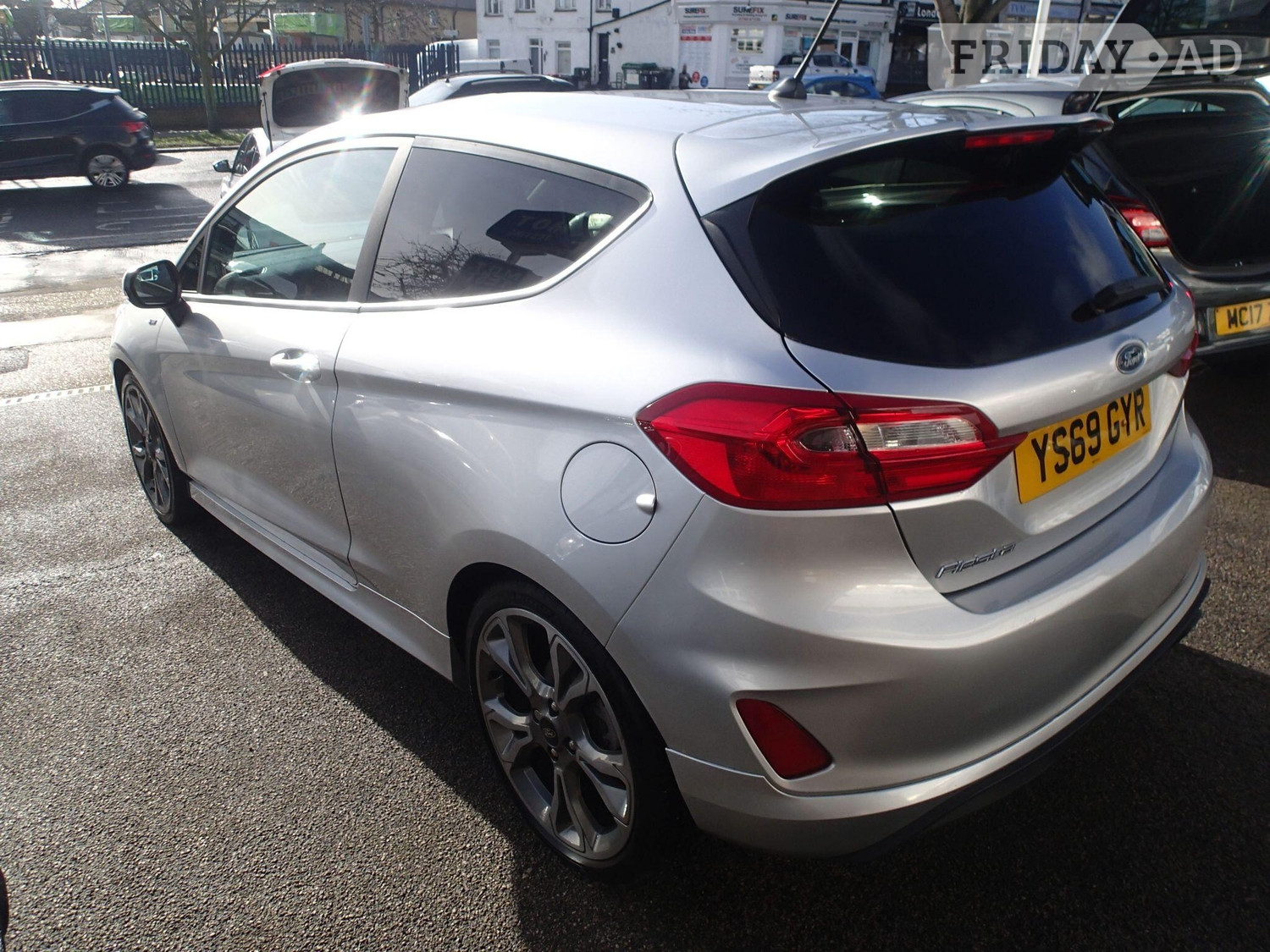 [ berth ]Ford Fiesta
