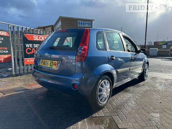 Ford Fiesta 2006 - Cars in Slough