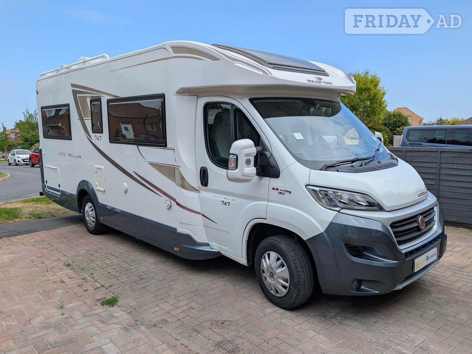 [6 berth ]Roller Team Auto-Roller 747