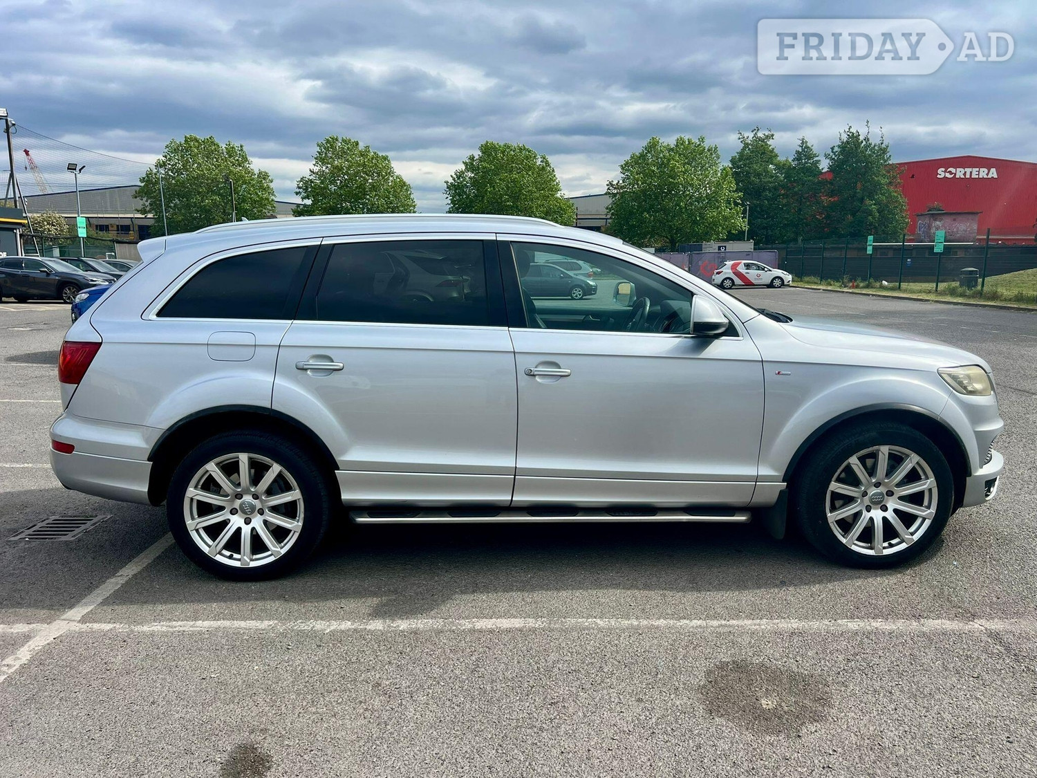 Audi Q7 2011 - Cars