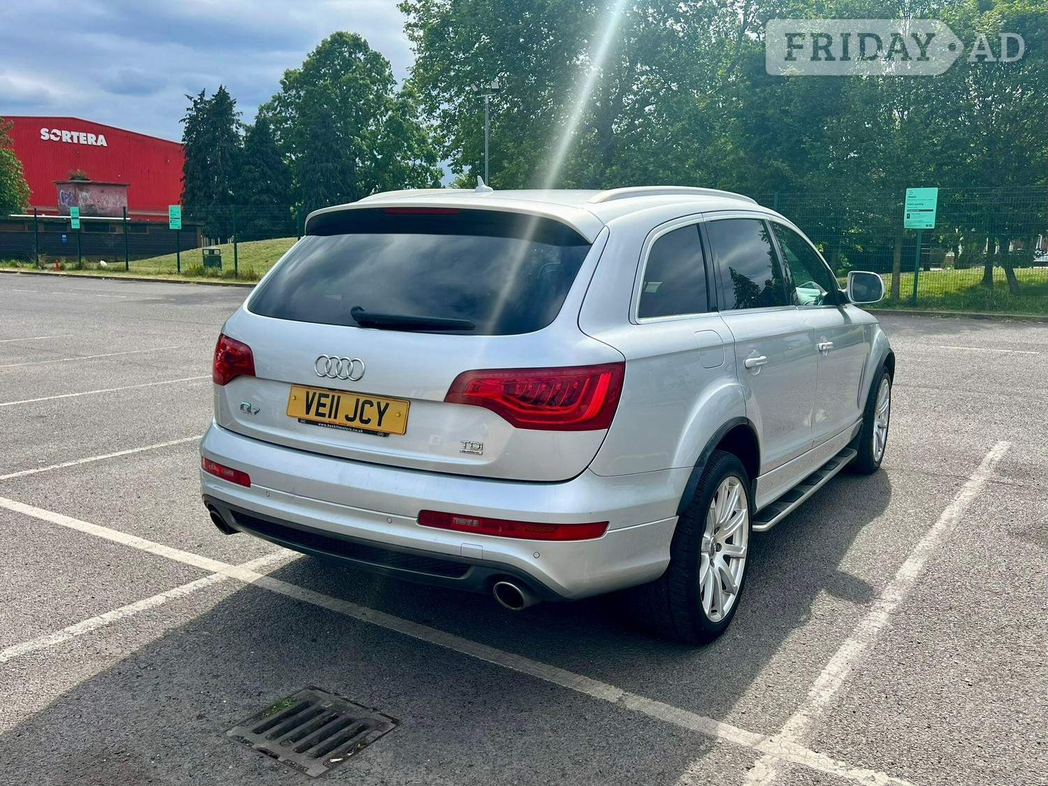 [ berth ]Audi Q7